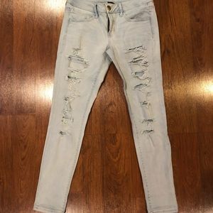 American Eagle Light Wash Distressed Jeggings